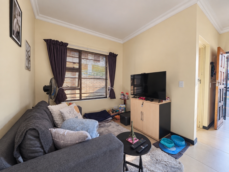 1 Bedroom Property for Sale in Die Bult North West